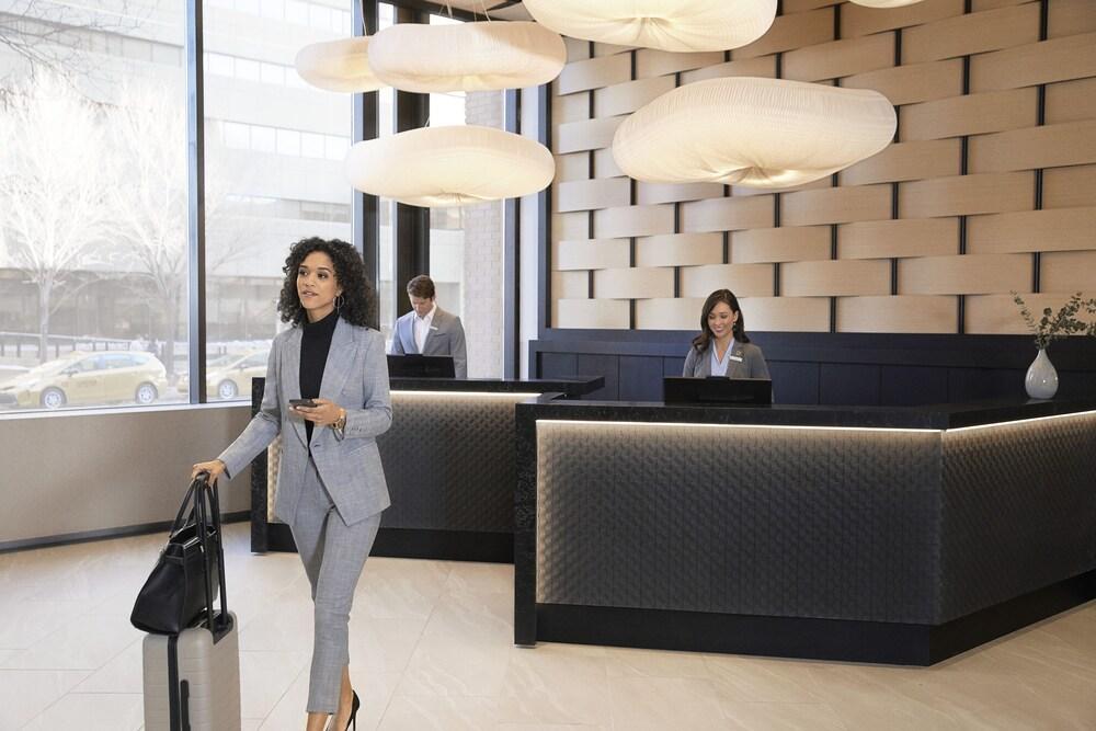 Delta Hotels By Marriott Chicago Willowbrook Dış mekan fotoğraf