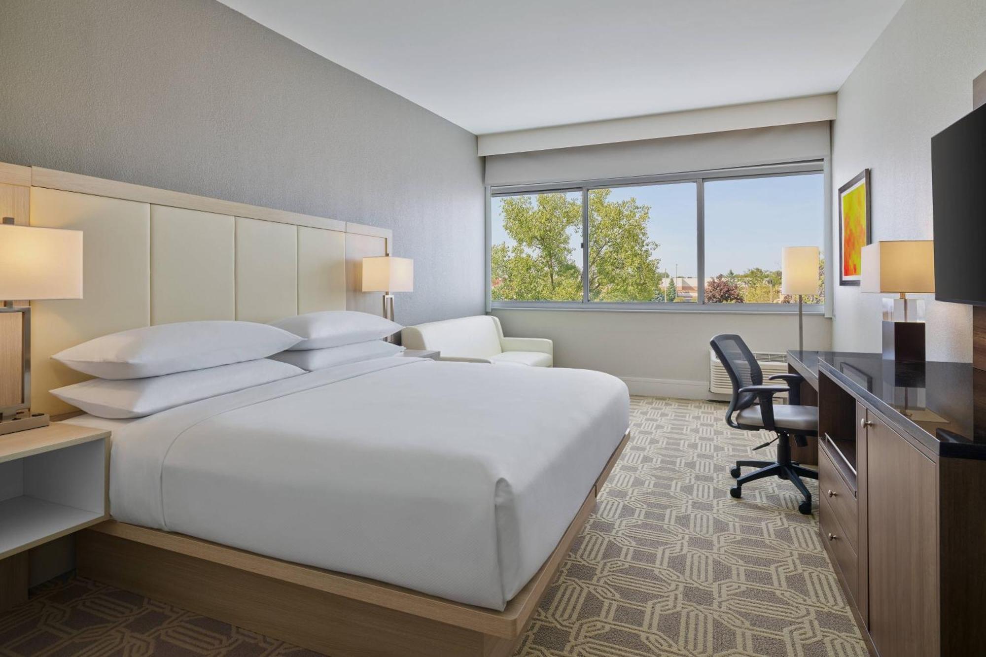 Delta Hotels By Marriott Chicago Willowbrook Dış mekan fotoğraf